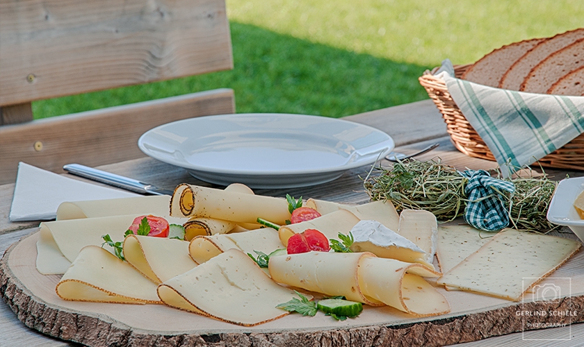 Brotzeit Copyright Gerlind Schiele Photography +49 (0) 170 - 908 85 85